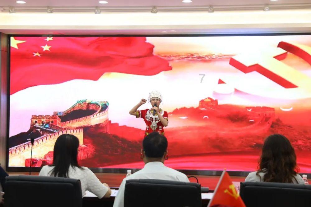什么动物可形容轰炸机?-专业有问必答平台